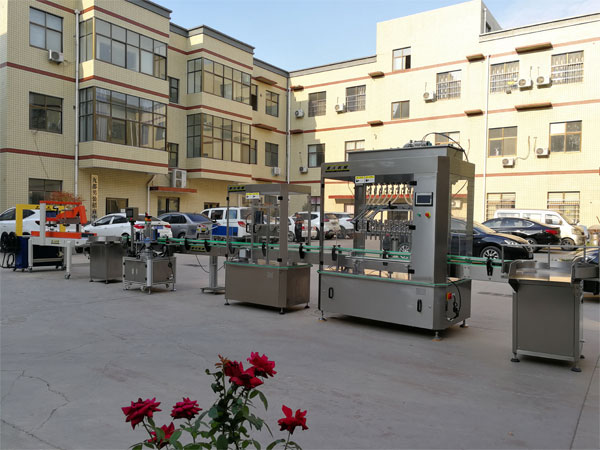 核桃油包裝機(jī)生產(chǎn)流水線